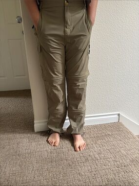 Women Convertible Cargo Pants - Light green
